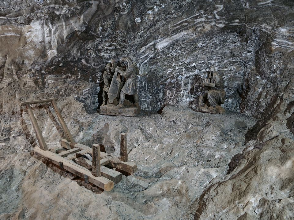 Ekspozycja w podziemnych korytarzach Kopalni Soli w Bochni