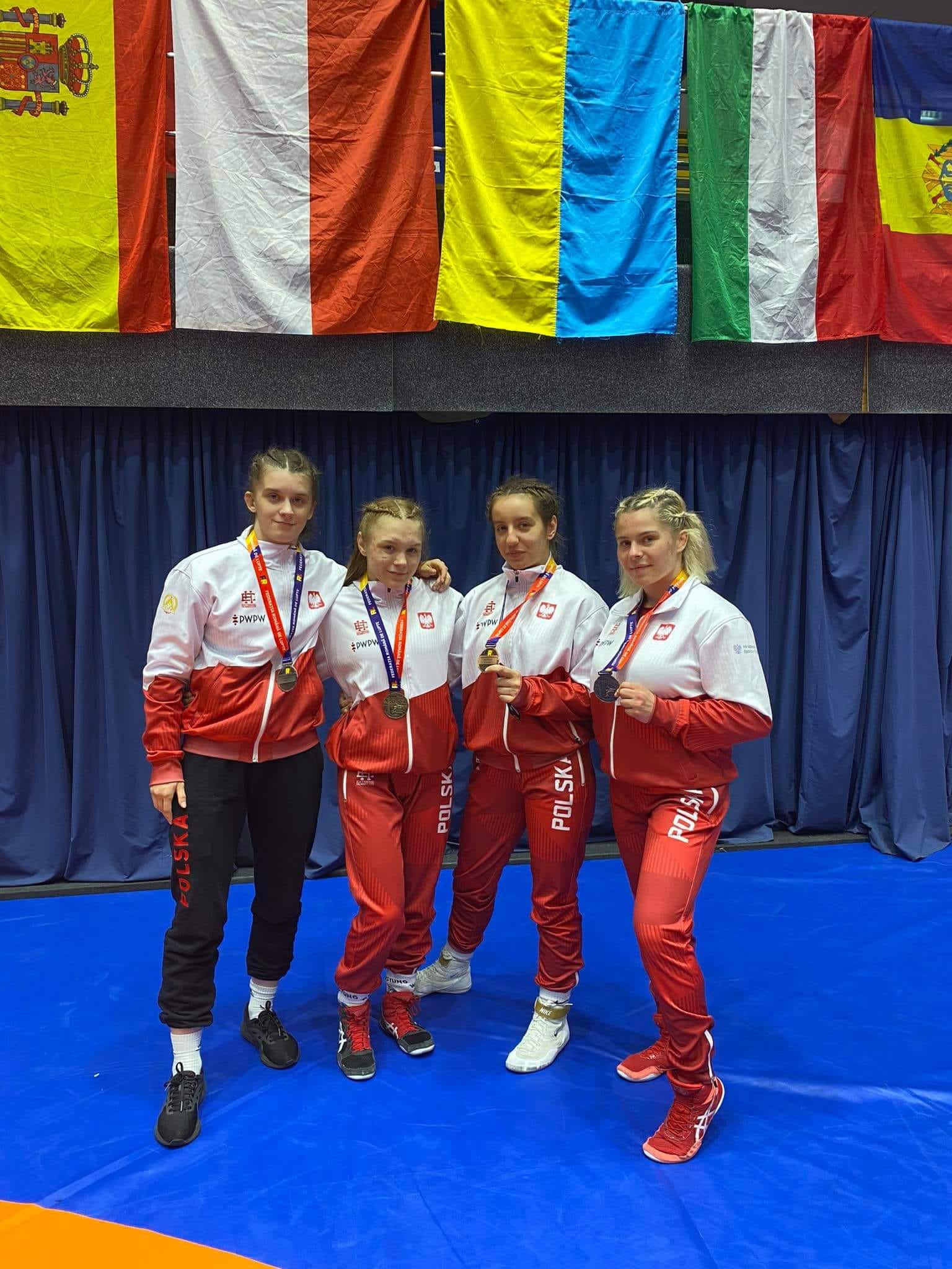 Turniej Międzynarodowy w zapasach kobiet w Rumunii 19.05.2022r. – 22.05.2022r. Junior(20), Srebrny medal w mistrzostwach