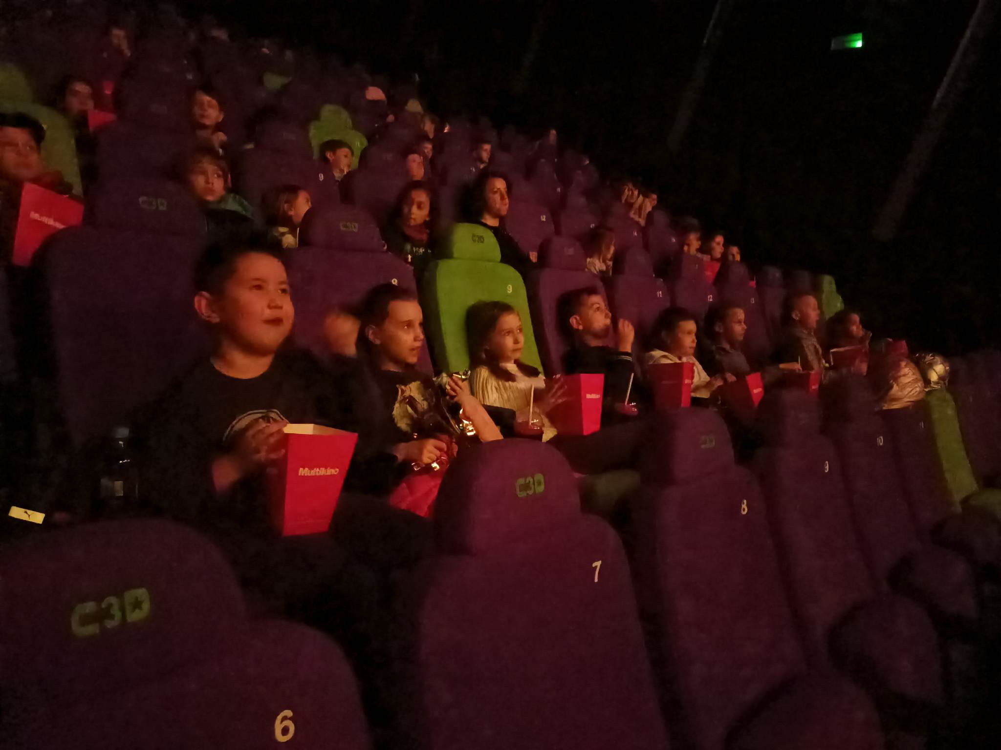 Popcorn – nieodłączna część seansu