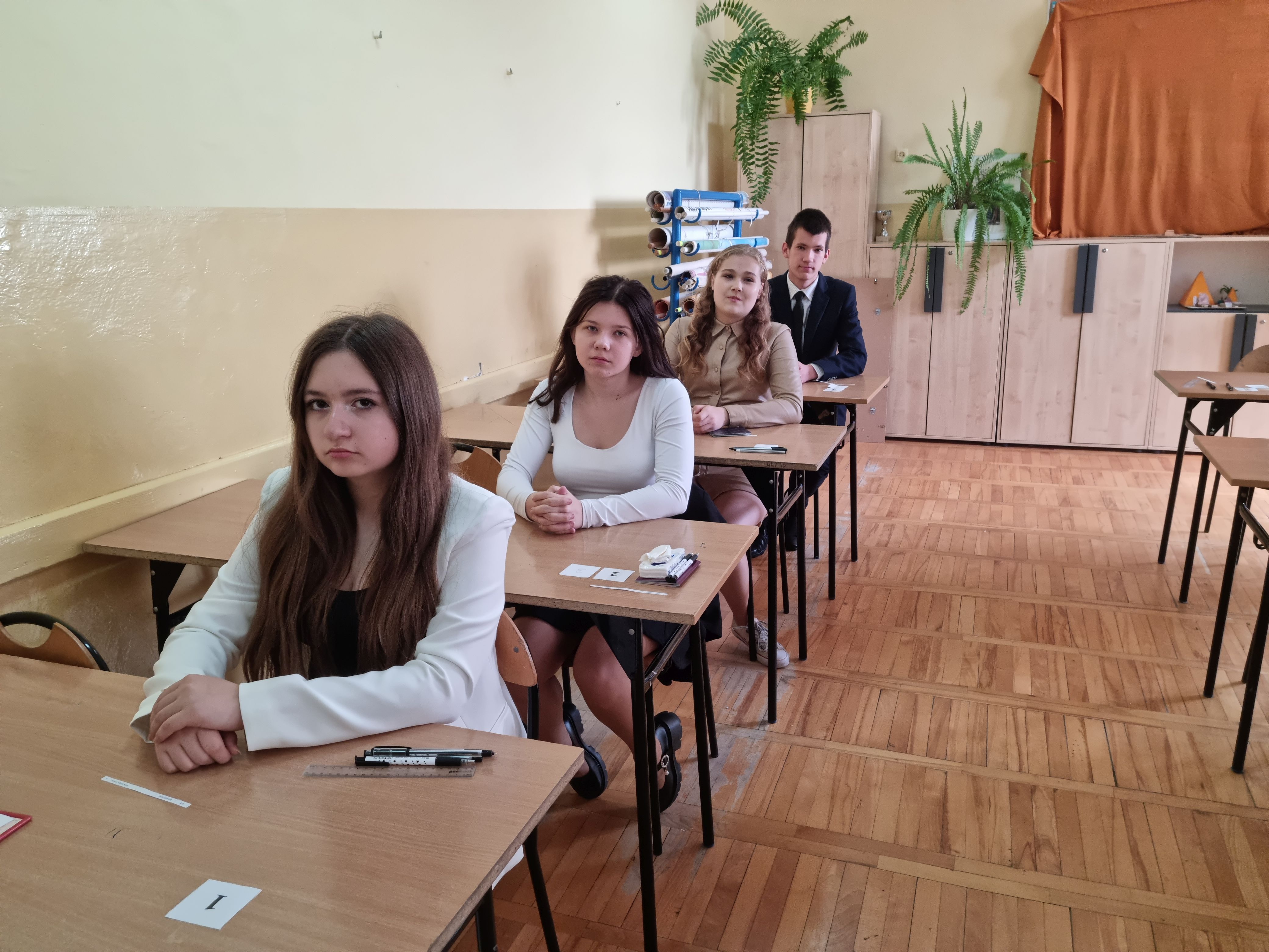 Uczniowie podczas egzaminu klas ósmych